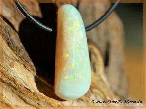 Light-Opal-Schmuckstein (Edelopal / Opal weiß) - Rarität -