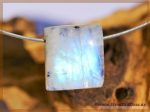 Regenbogenmondstein Schmuckstein Cabochon / Scheibenstein gebohrt