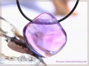 Amethyst hell Trommelstein / Schmuckstein gebohrt - AAA -