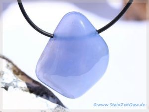 Chalcedon blau Trommelstein gebohrt